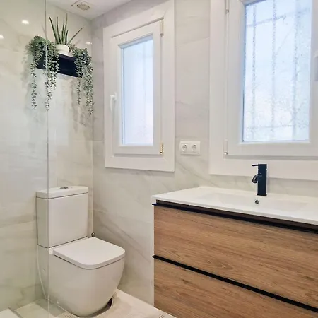 Apartment Modern Two Bedroom In Pueblo Cortes Del Golf Benahavis *