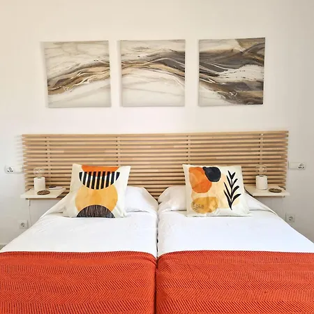 Modern Two Bedroom In Pueblo Cortes Del Golf Benahavis アパート *