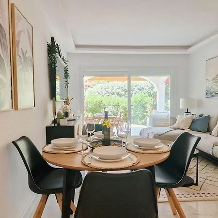 Modern Two Bedroom In Pueblo Cortes Del Golf Benahavis Estepona