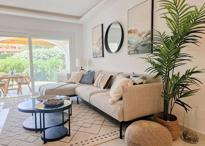 Appartement Modern Two Bedroom In Pueblo Cortes Del Golf Benahavis *